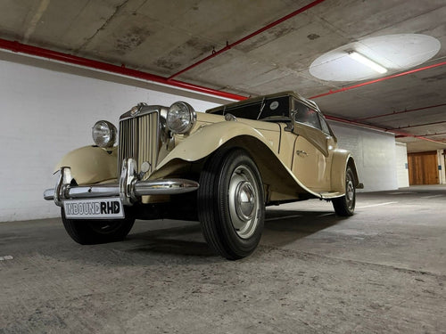 1953 MG TD Roadster — source photo 2 of 17