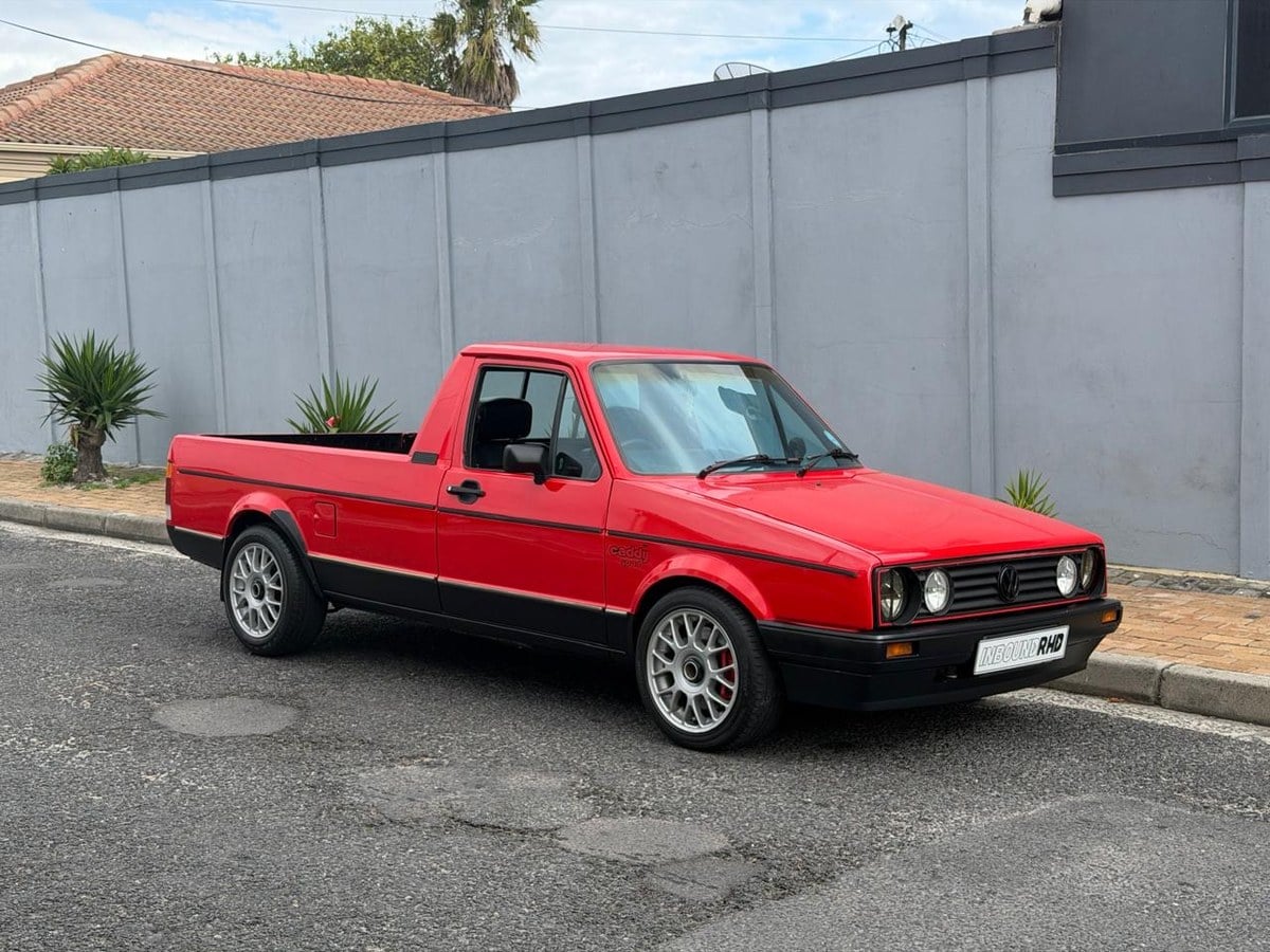 1990 Volkswagen Caddy Sport — source photo 1 of 40