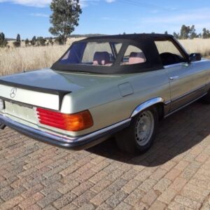 1981 Mercedes 500SL Sports Convertible - Image 4